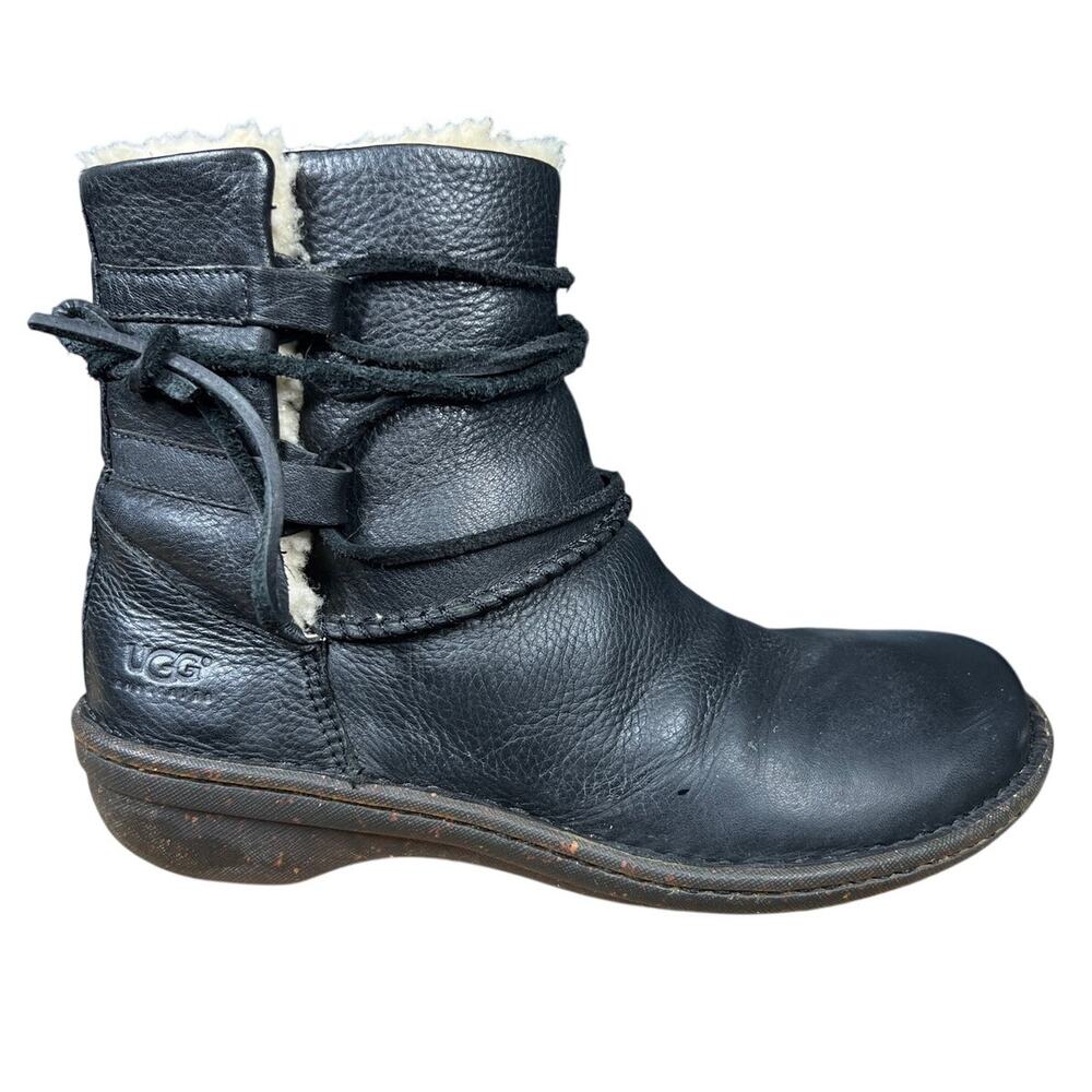 UGG Women’s Caspia Black Leather Winter Snow Boot Size US 9